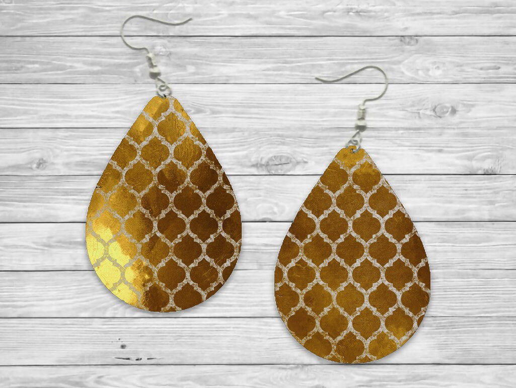 Vintage gold colored Teardrop Earrings / Teardrop Dangle Earrings / Jewelry