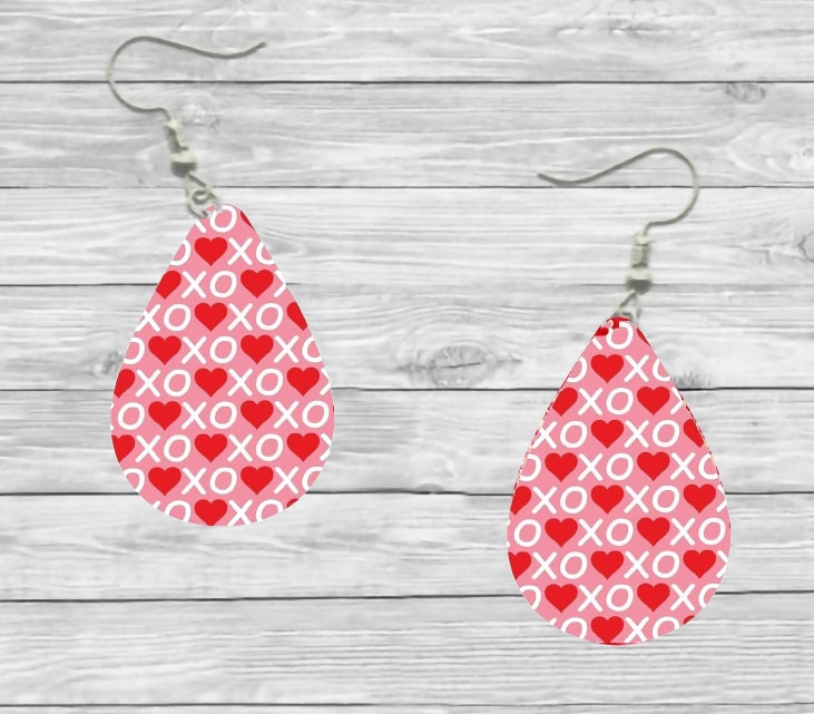 Valentines Red and Pink XOXO Teardrop Earrings / Teardrop Dangle Earrings / Jewelry