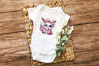 Hop into Easter with a vintage twist! This Retro Easter Bunny Blowing Bubble DTF Transfer features an adorable Easter Bunny in classic retro style, blowing a fun bubble for a playful, nostalgic feel. Perfect for anyone looking to add old-school charm to their Easter wardrobe, this transfer brings both style and fun to your holiday celebrations. On a onesie