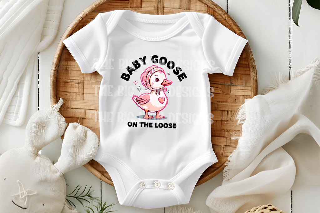 Baby Goose on the Loose Pink Onesie & Toddler T-Shirt | Cute Animal Onesie | Gerber Brand Baby Girl Gift | Adorable Duck Shirt

Meet our charming "Baby Goose on the Loose" onesie and toddler tee, featuring a sweet pink goose wearing a playful bonnet! Your little girl will look absolutely adorable in this cute and trendy baby clothing. It's an ideal baby shower gift, a fun wardrobe addition for your baby girl, or a delightful toddler birthday present.